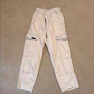 Women’s Cream Cargo Pants